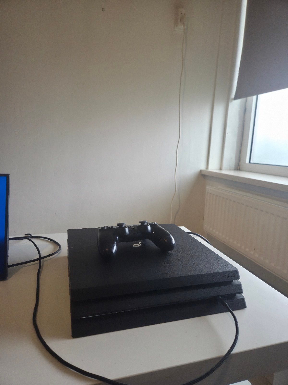 ps4 pro 1TB, Ophalen, Zo goed als nieuw, Met 1 controller, Pro