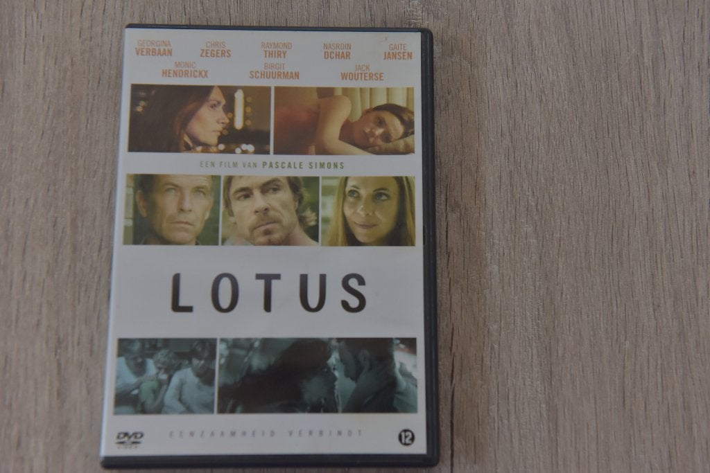 LOTUS ( EENZAAMHEID VERBINDT ) een film van Pascale Simons, Verzenden, Boxset, Drama, Zo goed als nieuw