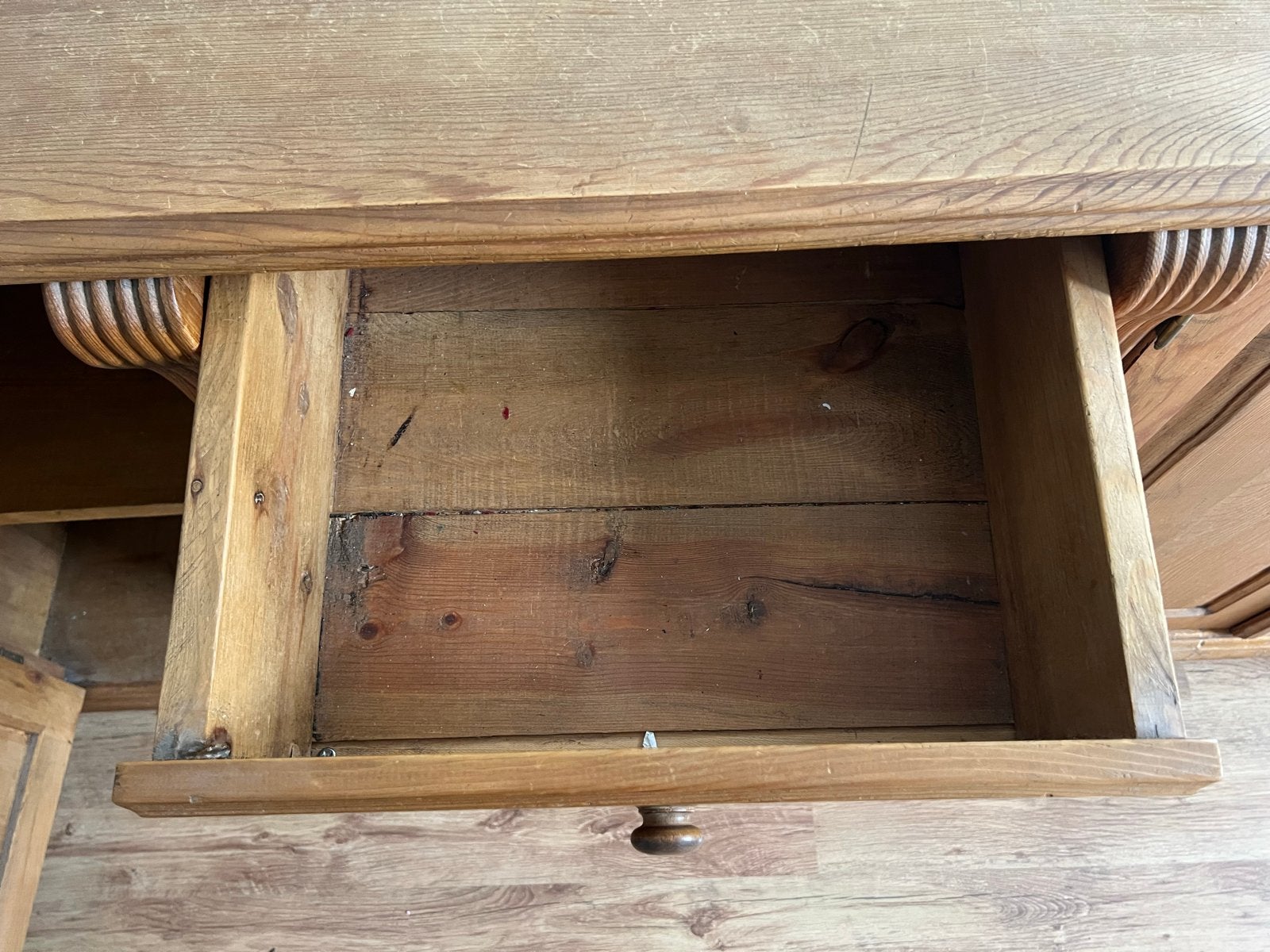 Massief grenen dressoir met lades en deuren, Antiek en Kunst, Ophalen