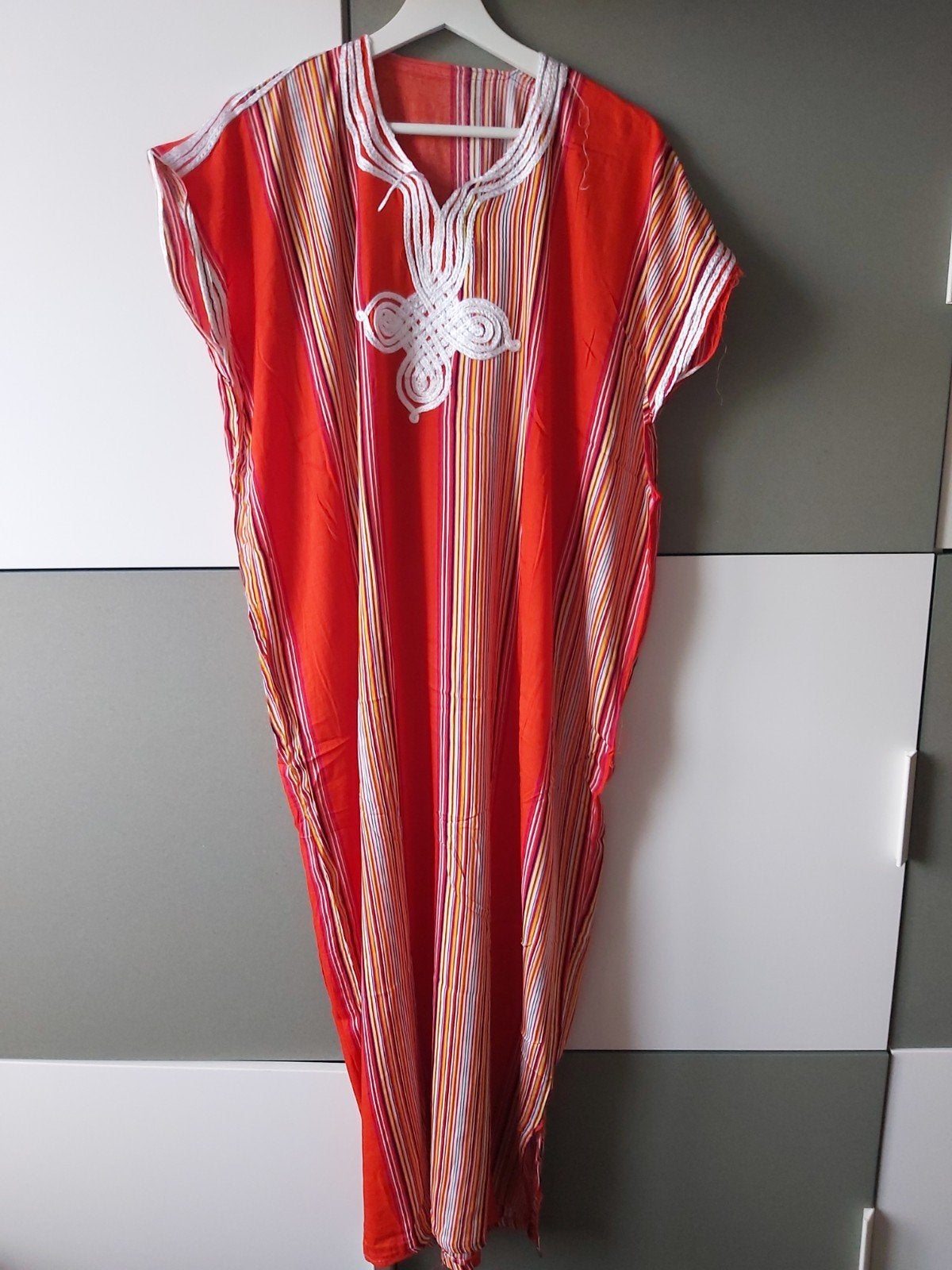 Marokkaanse huisjurk rood, Ophalen of Verzenden, Nieuw, Rood, Onder de knie