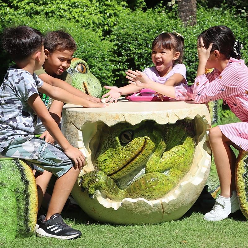 Dino Table – Gelcoat Version Gel Coated Kindertafel