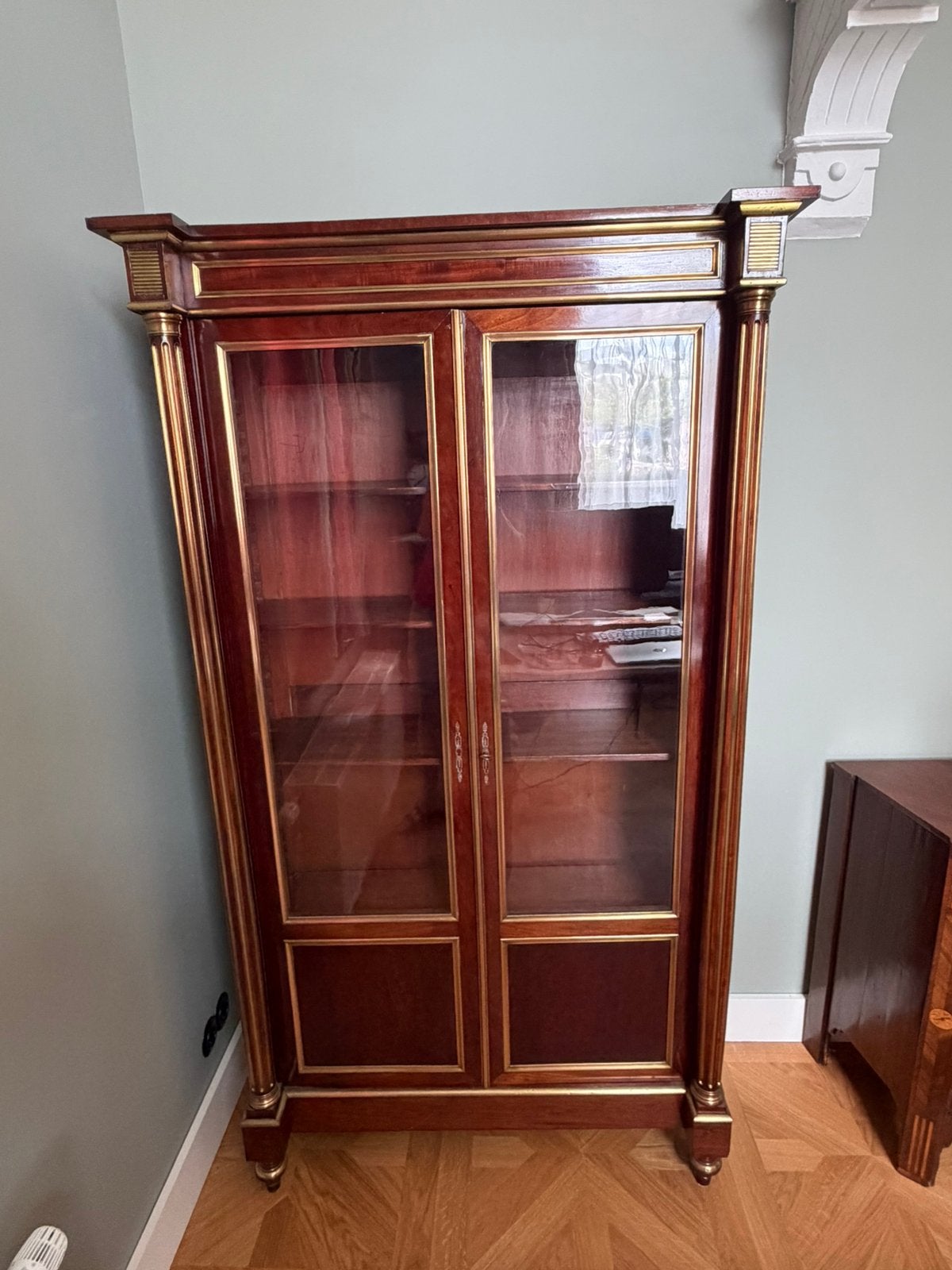 Antieke mahonie Directoire boekenkast messing inleg, Antiek en Kunst, Ophalen
