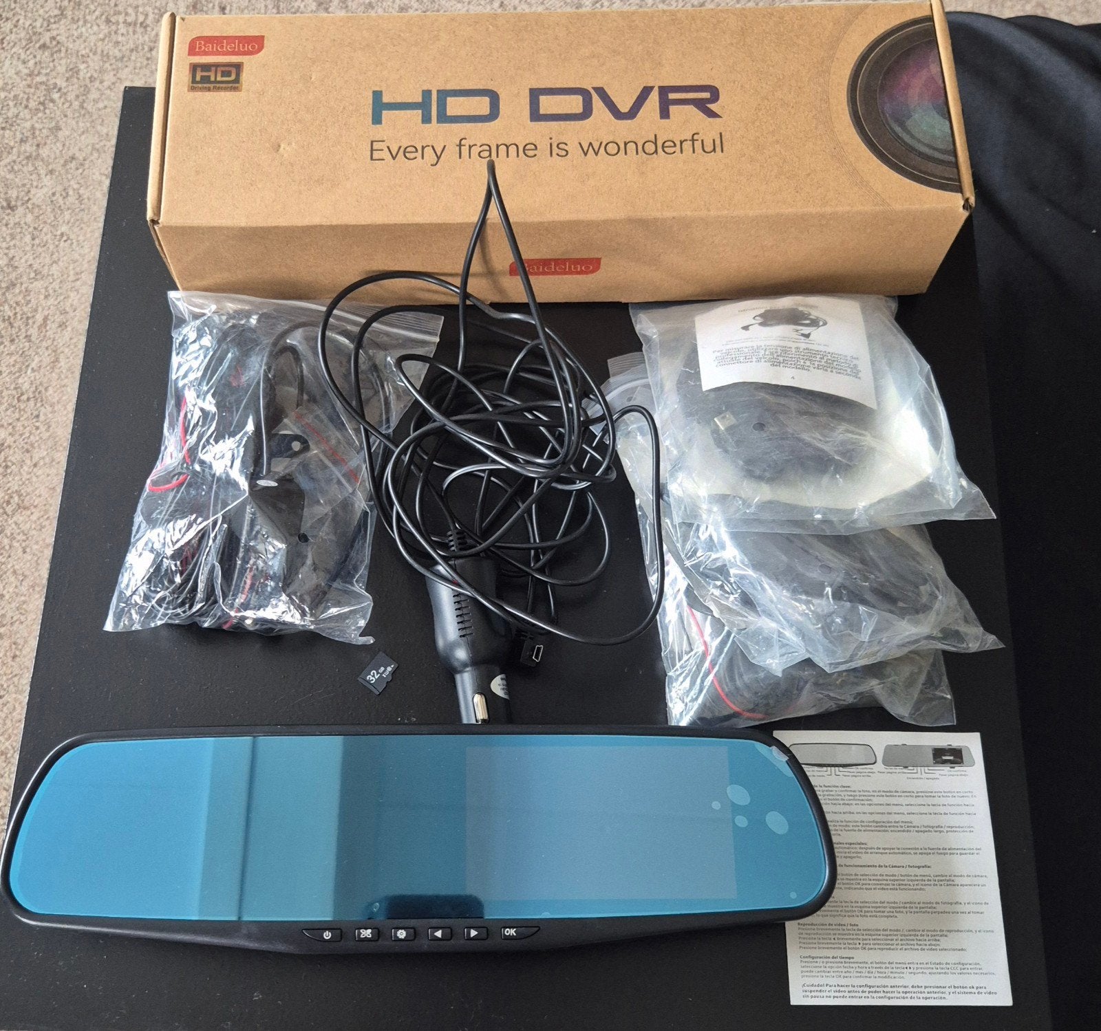HD DVR Achteruitkijkspiegel Dashcam met accessoires, Ophalen of Verzenden, Zo goed als nieuw