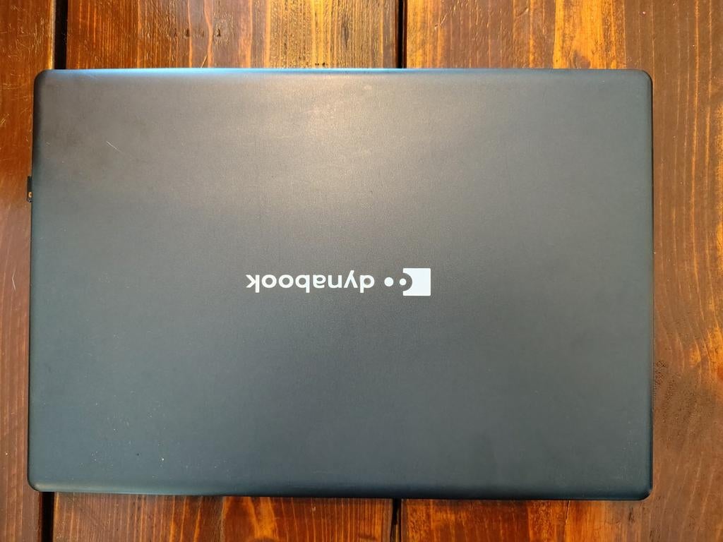 Laptop / dynabook van Toshiba incl Windows 11 pro, Computers en Software, Windows Laptops, Zo goed als nieuw, 15 inch, SSD, 2 tot 3 Ghz
