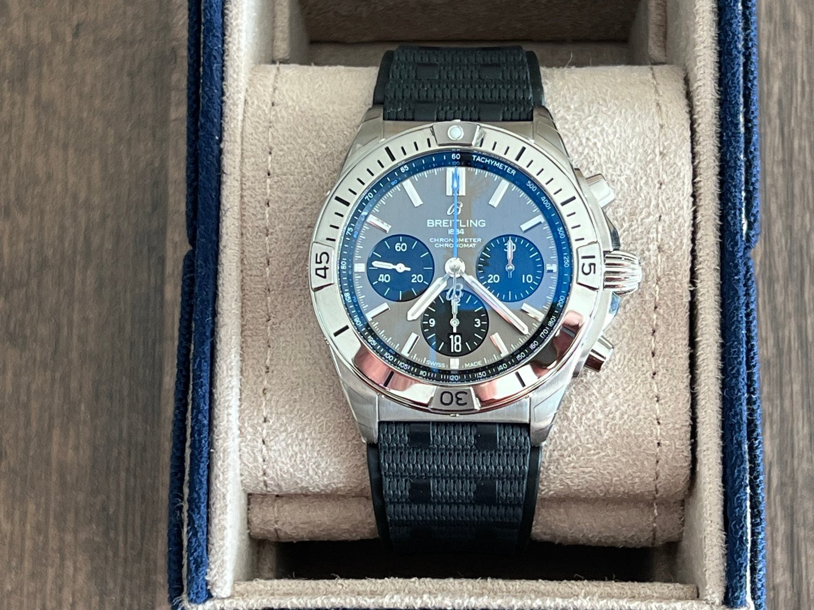 Breitling Chronomat Titanium 42mm Ongedragen 2025 NL, Sieraden, Tassen en Uiterlijk, Horloges | Heren, Ophalen, Overige materialen