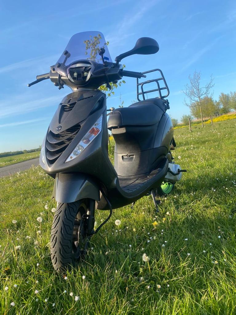 Piaggio Zip 70 cc DD LC-nette en snelle setup, Ophalen of Verzenden, Zo goed als nieuw, Tweetakt, Piaggio