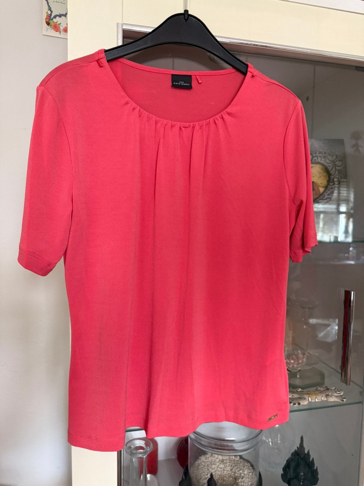 Your Sixth Sense Koraalrode Top Maat M, Kleding | Dames, Maat 38/40 (M), Ophalen of Verzenden, Zo goed als nieuw, Korte mouw