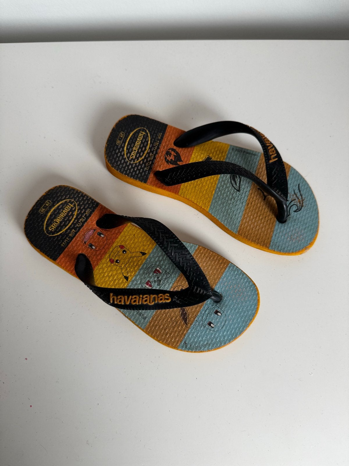 Havaianas Pokémon slippers maat 31-32, Ophalen of Verzenden, Gebruikt, Jongen of Meisje, Overige typen