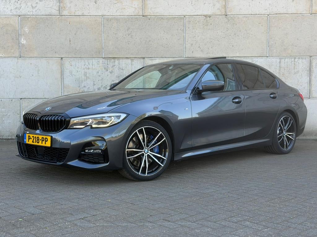 BMW 330i M Sport High Executive Pano HUD Laser Keyless AUT, Auto's, Automaat, 1998 cc, Achterwielaandrijving, Euro 6