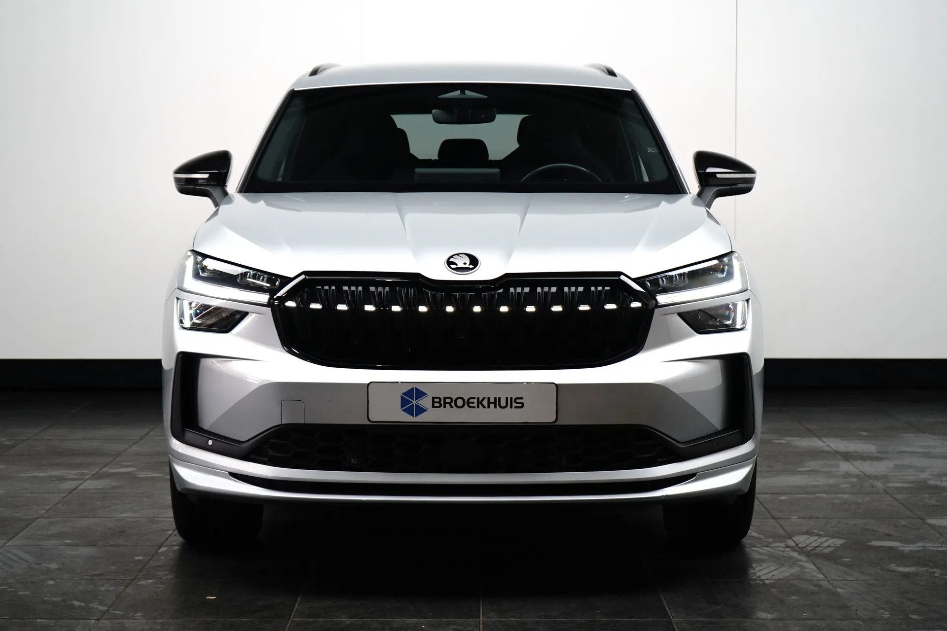 Skoda Kodiaq Skoda 1.5 TSI iV 204pk Sportline (bj 2025), 4 cilinders, Plug-in hybride, Bedrijf, 1817 kg