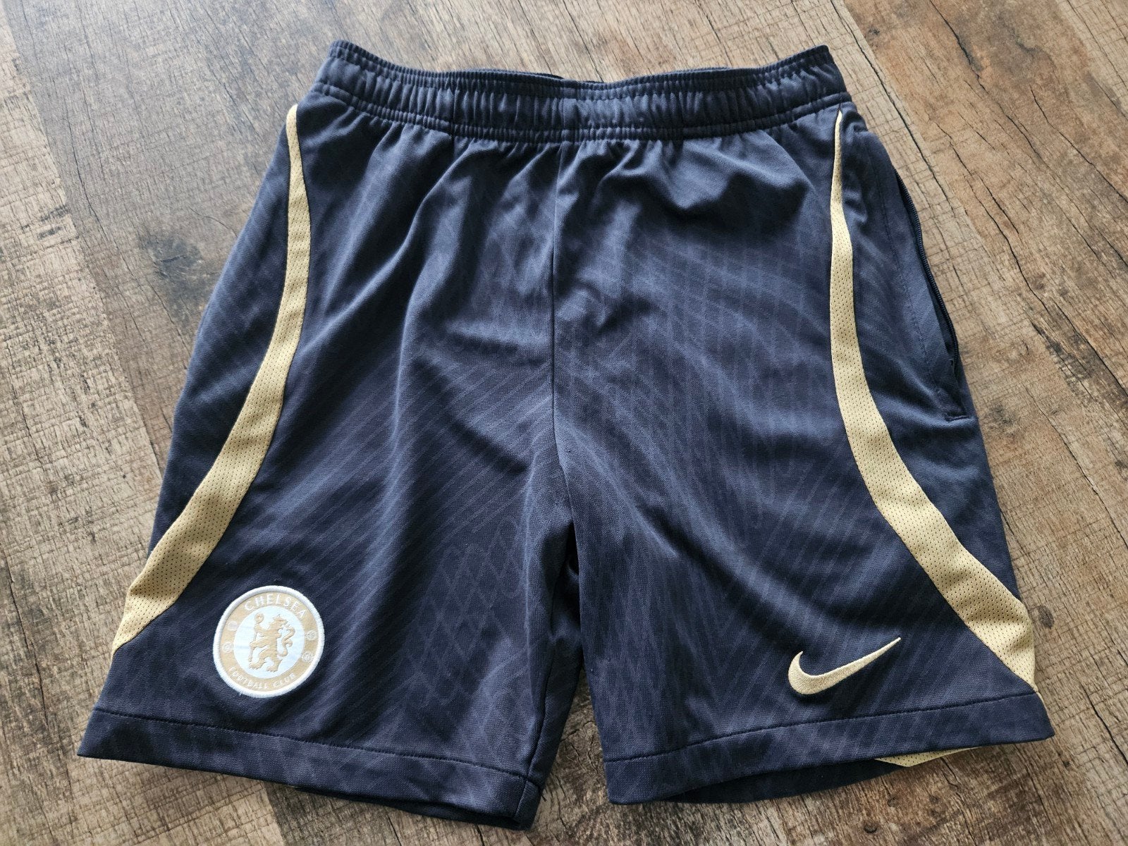 Chelsea FC Nike voetbalbroekje - Maat L (147-158cm), Ophalen of Verzenden, Zo goed als nieuw, Jongen of Meisje, Broek
