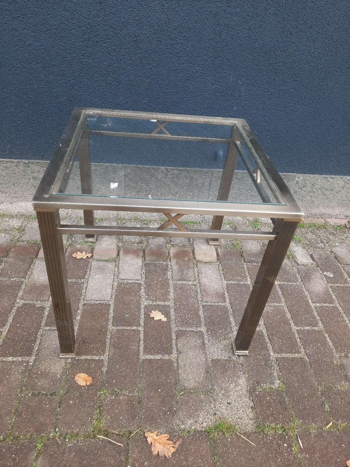 Design salontafel en lamp, Ophalen