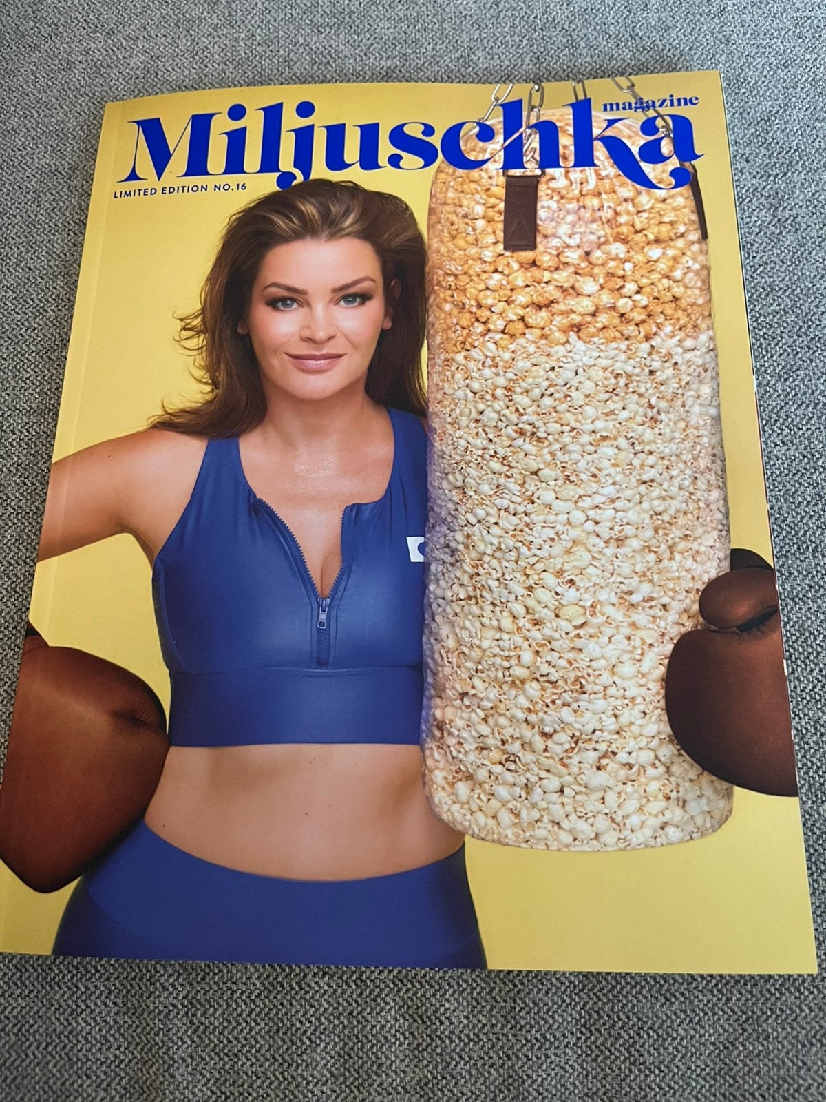Miljuschka magazine limited edition no.16, Boeken, Ophalen of Verzenden, Gelezen, Muziek, Film of Tv