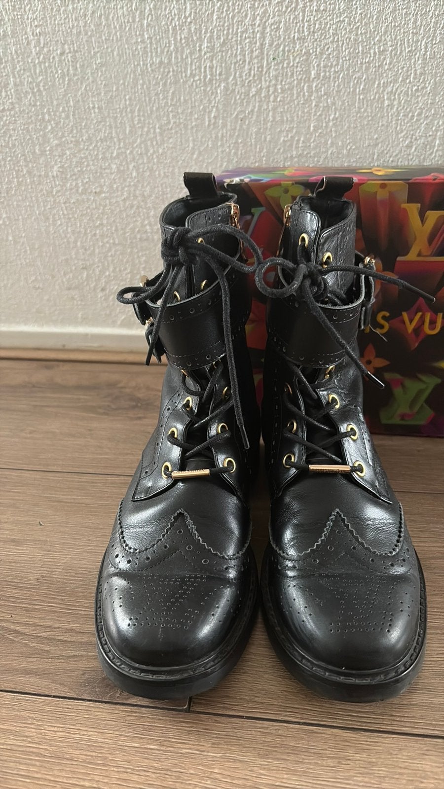 Louis Vuitton laarzen mt 38, Kleding | Dames, Schoenen, Ophalen of Verzenden, Zo goed als nieuw, Zwart, Hoge laarzen