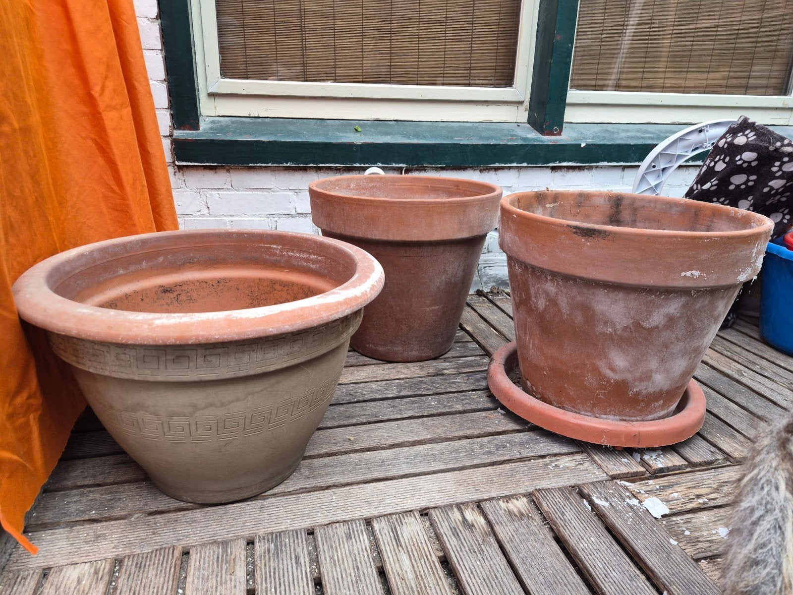 3 grote terracotta potten, Tuin en Terras, Bloempotten, Ophalen of Verzenden, Rond, 25 tot 40 cm, Minder dan 40 cm