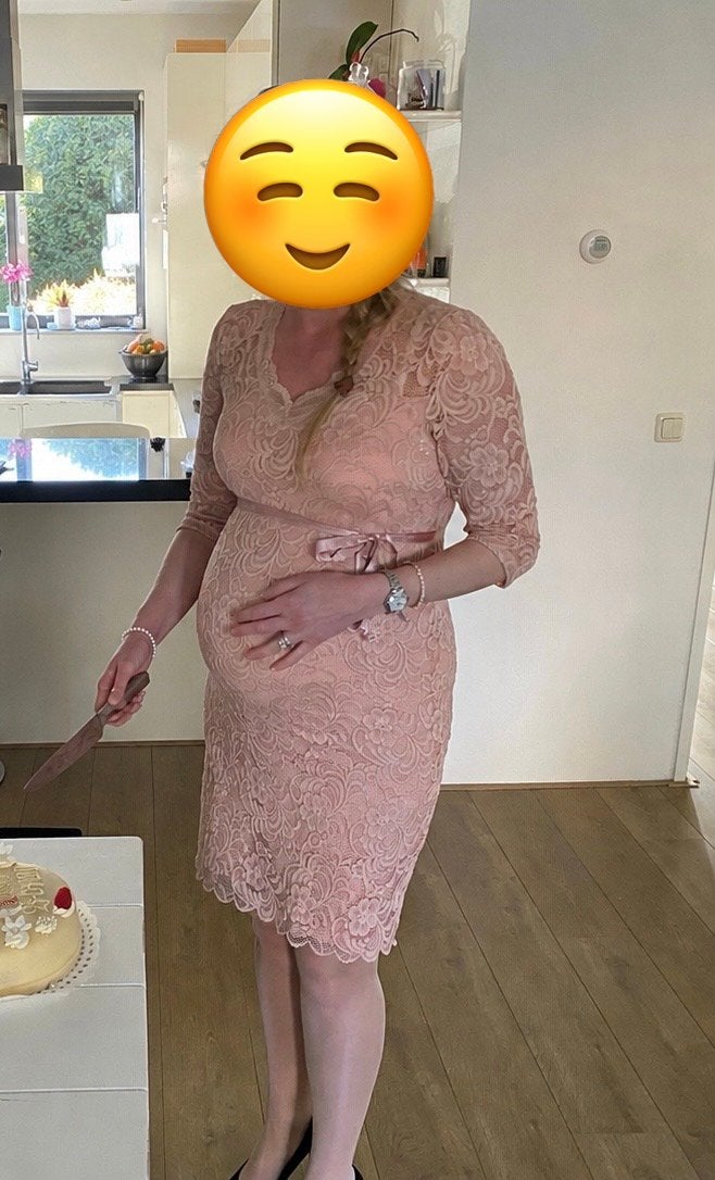 Elegante Zwangerschaps Trouwjurk Roze Kant, Kleding | Dames, Trouwkleding en Trouwaccessoires, Ophalen of Verzenden, Zo goed als nieuw