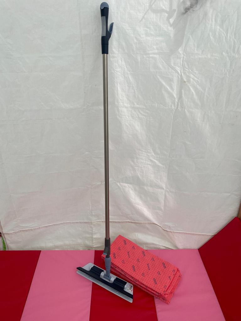 Vileda click speed met spraysteel en 38 single use moppads, Ophalen of Verzenden, Mop of Dweil