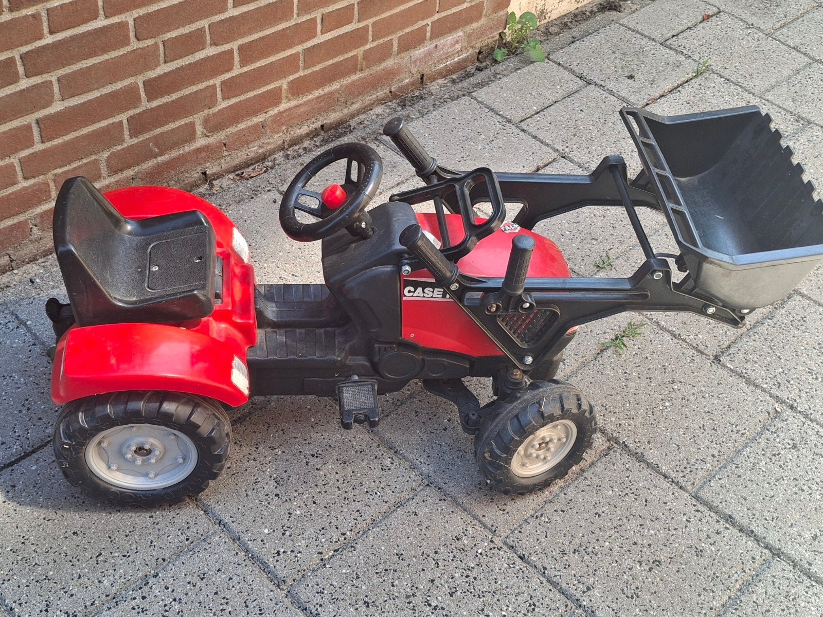 CASE IH Pedaaltractor met voorlader - Rood, Ophalen, Gebruikt, Trapvoertuig