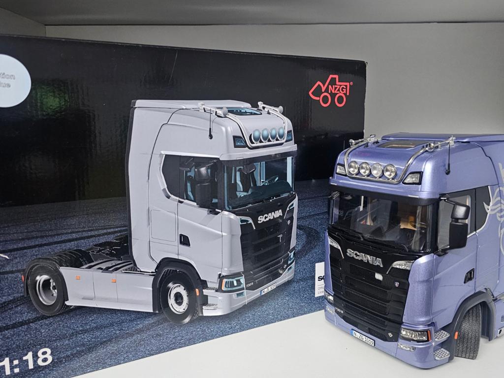 NZG Scania V8 730S 1:18, Overige merken, Groter dan 1:32, Ophalen of Verzenden, Zo goed als nieuw