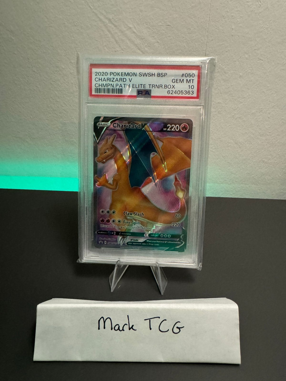 Charizard V SWSH050 PSA 10 Pokémon Kaart, Hobby en Vrije tijd, Ophalen of Verzenden, Zo goed als nieuw, Losse kaart