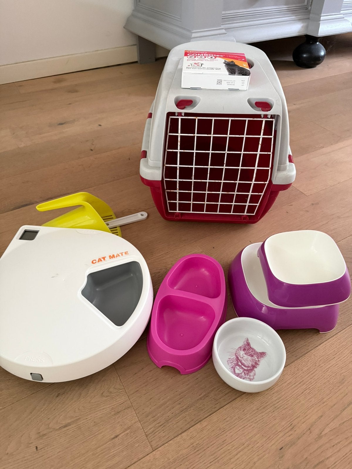 Kattenspullen - catmate voerbak, Dieren en Toebehoren, Ophalen, Zo goed als nieuw