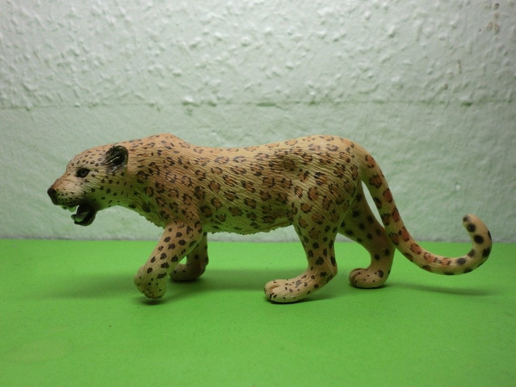 Schleich 14360 luipaard, dierfiguur, Verzenden, Zo goed als nieuw, Wild dier, Beeldje of Figuurtje