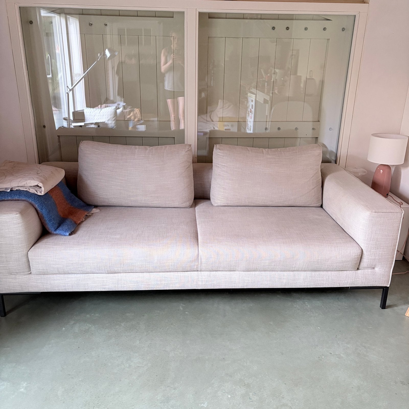Design on stock Aikon Lounge bank, Huis en Inrichting, Ophalen, Gebruikt, 100 tot 125 cm, Driepersoons