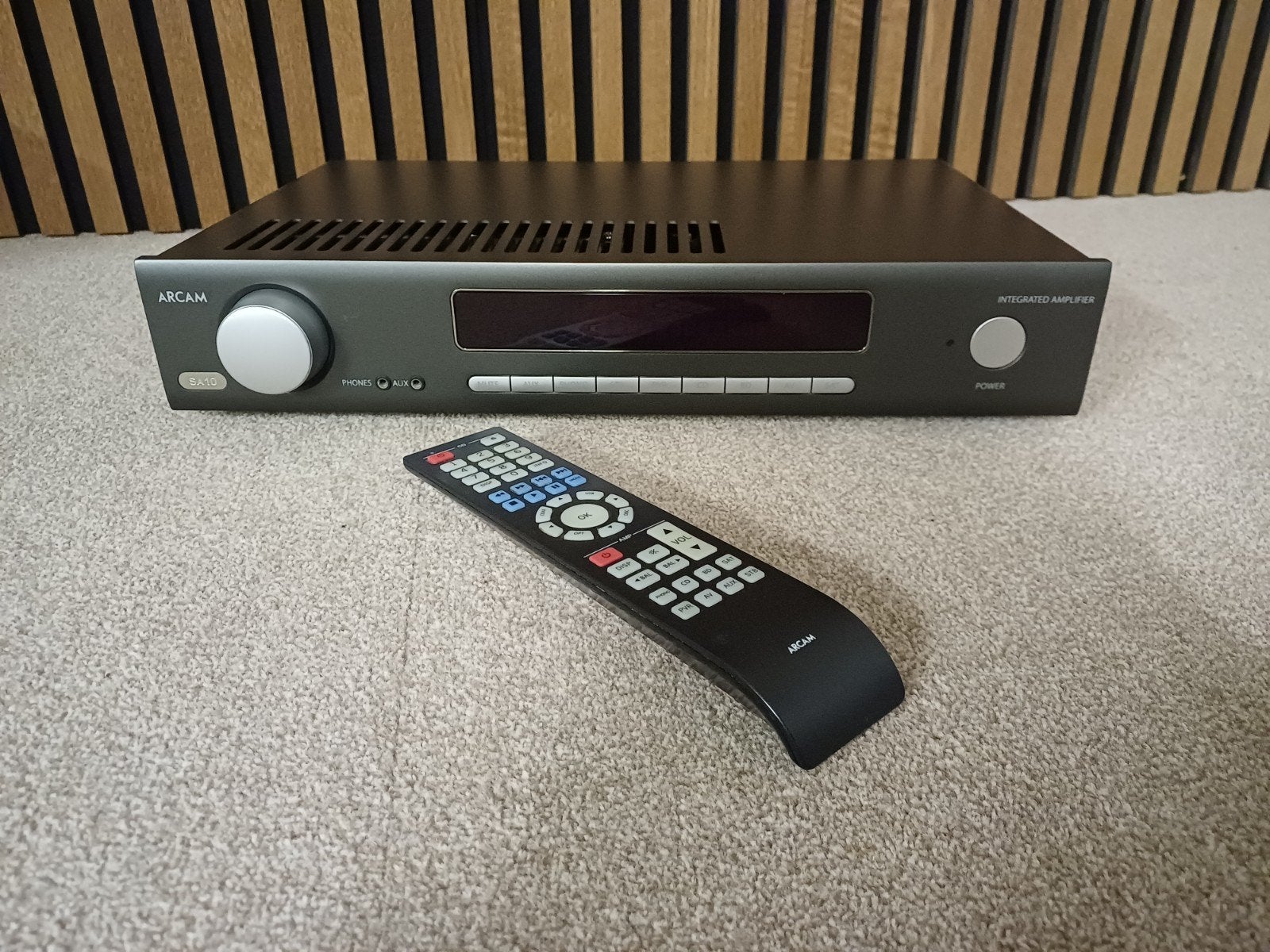 Arcam SA10 Geïntegreerde Versterker - Uitstekende Staat, Ophalen of Verzenden, Zo goed als nieuw, Overige merken