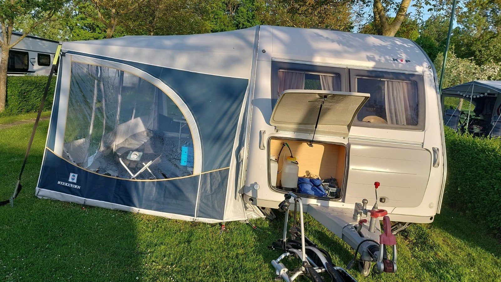 Kip Greyline 47TDB uit 2007 met vele extra's, Caravans en Kamperen, Particulier, Luifel, Kip