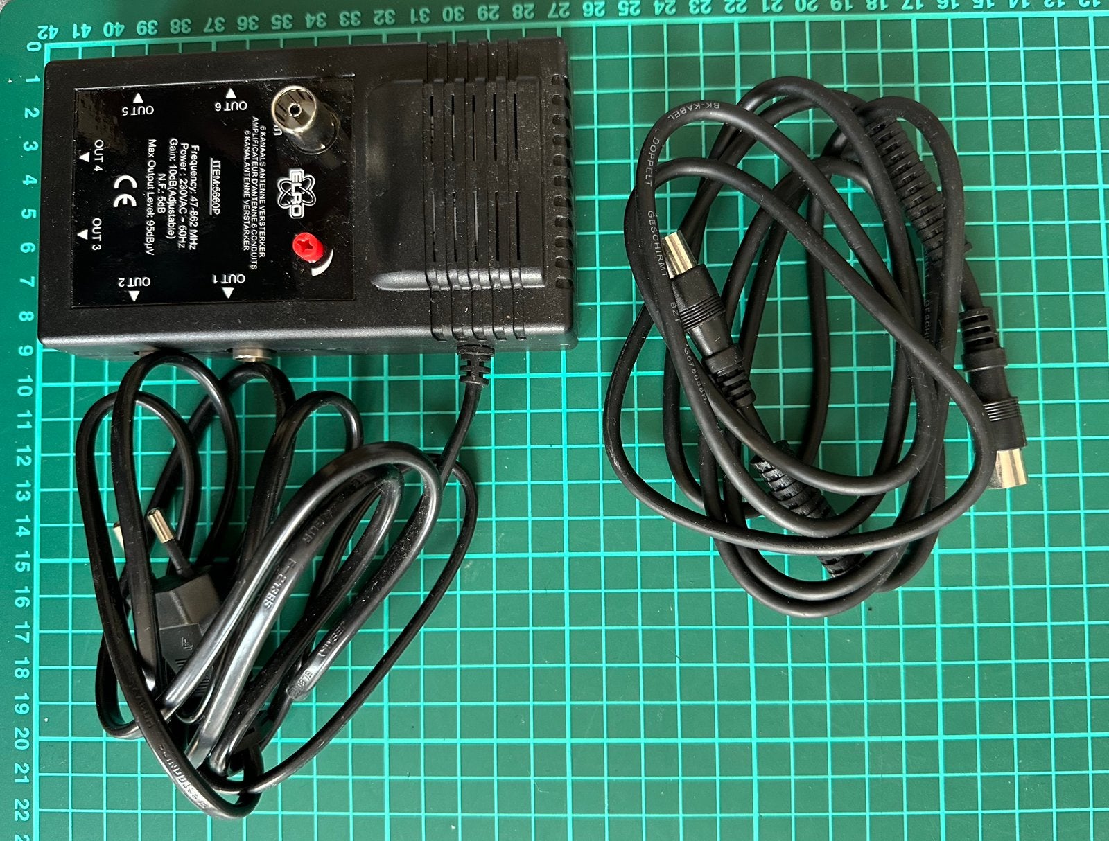 6 Kanaals antenneversterker voor TV, Ophalen of Verzenden, Zo goed als nieuw