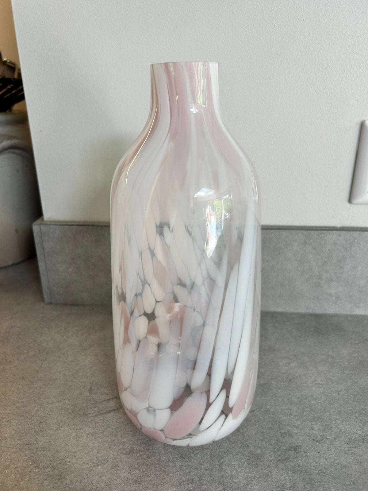 Mooie roze glazen vaas van Livarno, Ophalen of Verzenden, Zo goed als nieuw, Roze