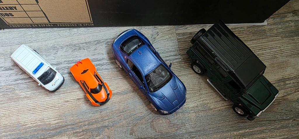 4 modelautootjes, Ophalen of Verzenden, Gebruikt