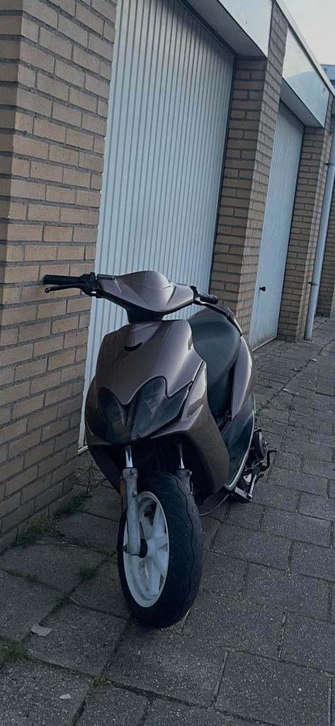 Yamaha Jog r, Fietsen en Brommers, Scooters | Yamaha, Zo goed als nieuw, JogR of RR, Tweetakt, Ophalen