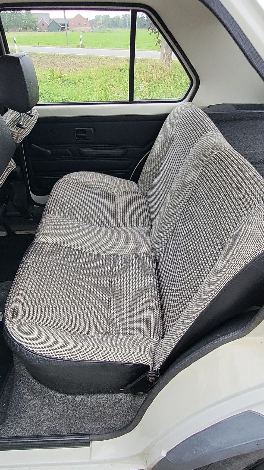Mooie Golf 1 diesel bj 1983, foto 10