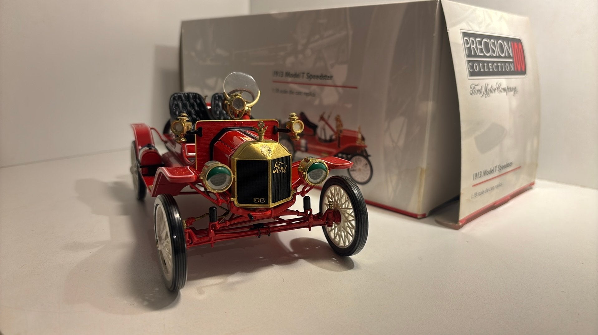 Ford model T speedster 1913 precision 100 1.18, Overige merken, Ophalen of Verzenden, A, A