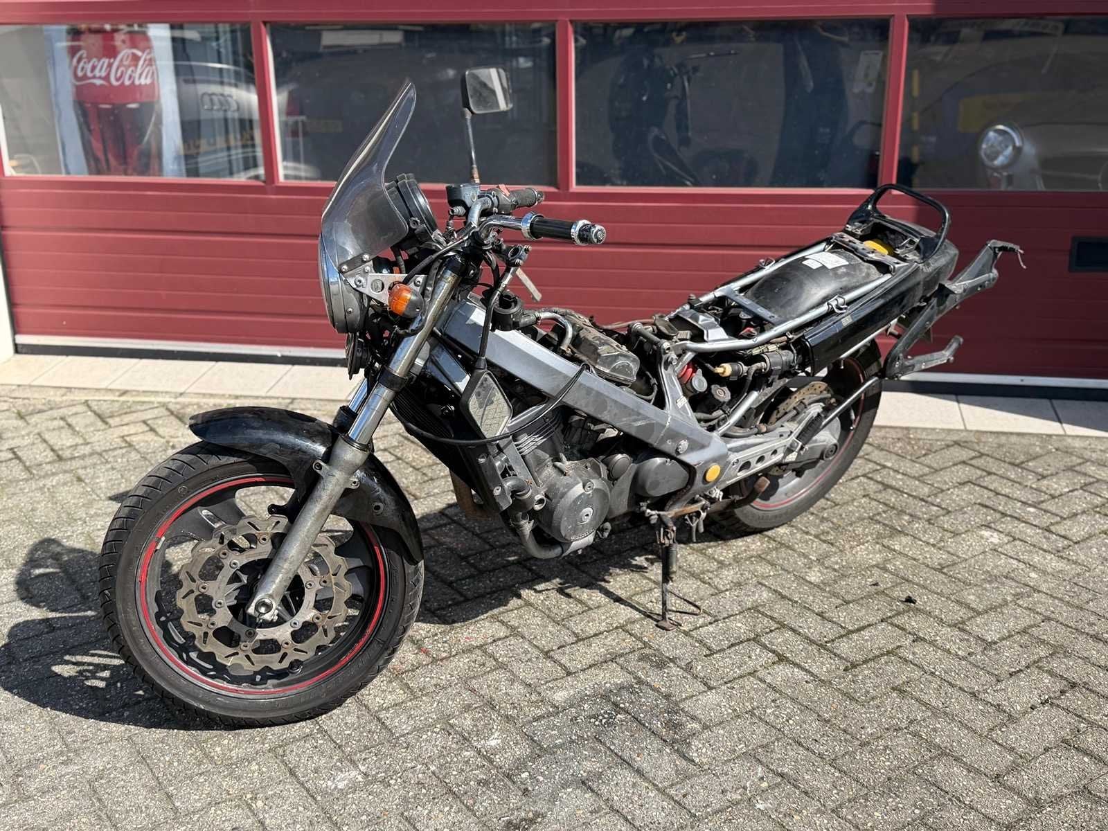 Honda Tour NTV 650 MS-40-LJ, Auto's, Gebruikt, Overige modellen, Overige carrosserieën, Bedrijf