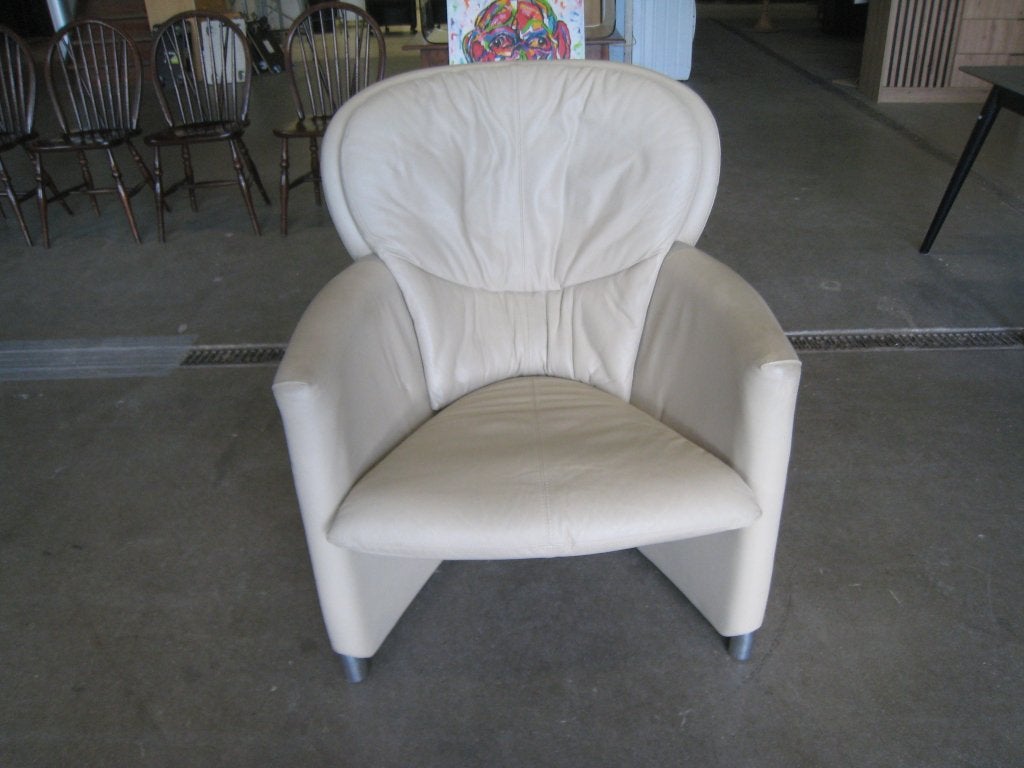 Leolux Excalibur fauteuil, leer, cremekleurig, Huis en Inrichting, Fauteuils, Niet ingevuld, Gebruikt, Niet ingevuld, Niet ingevuld