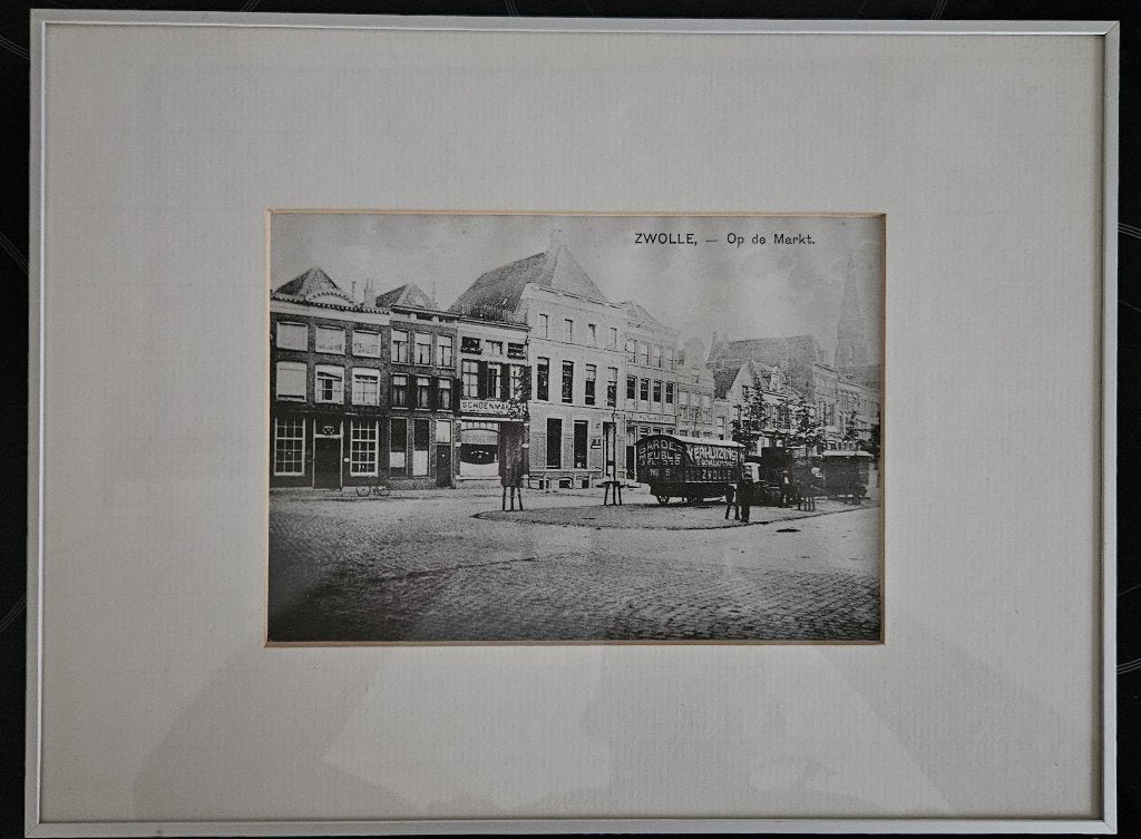Prachtig ingelijste historische foto Grote Markt Zwolle, Gebruikt, Foto, Ophalen of Verzenden, Gebouw