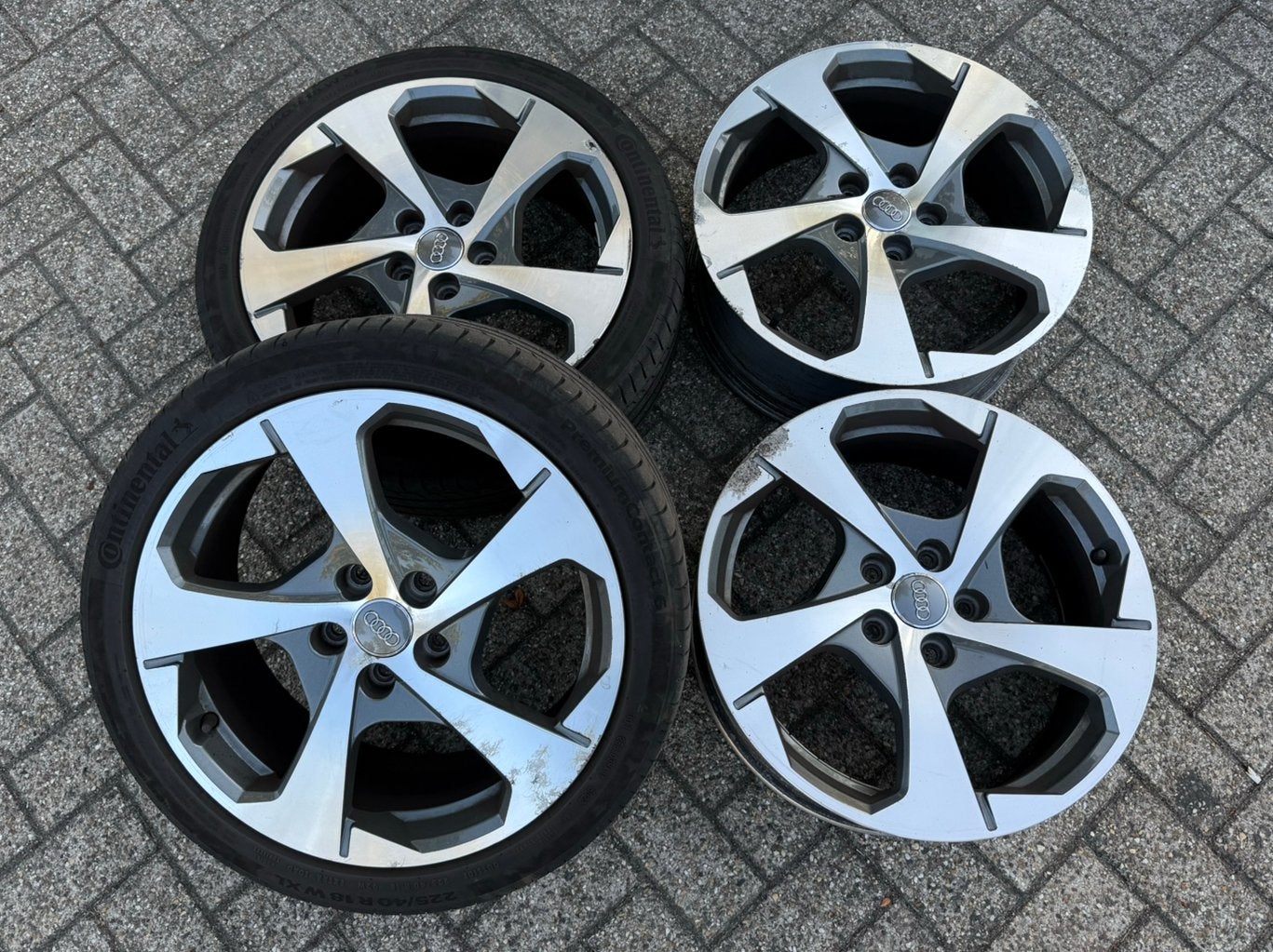 Audi A3 S-line velgen 18 inch (beschadigd), Auto-onderdelen, Banden en Velgen, Ophalen, 18 inch, Velg(en), Zomerbanden
