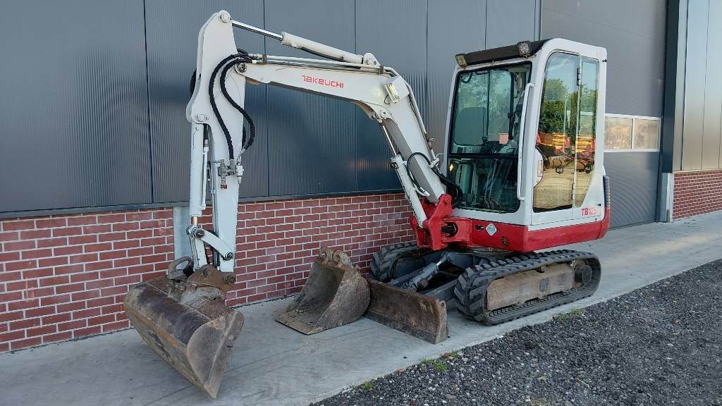 Takeuchi Tb125 graafmachine (bj2006) sloop/sorteer Tb125, Zakelijke goederen, Graafmachine