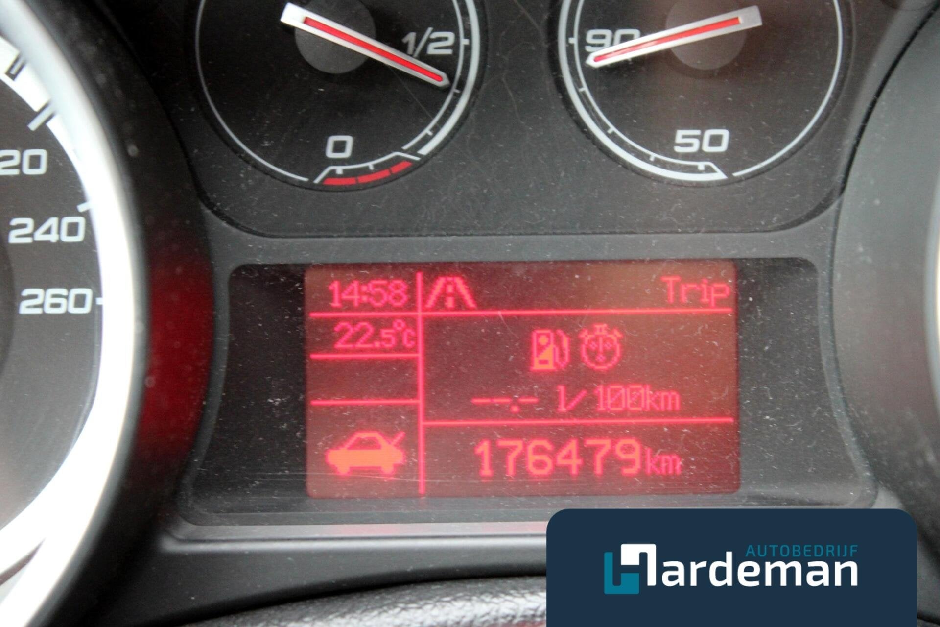 Alfa Romeo Giulietta 1.4 T Distinctive Leder Nwe. Distri, Auto's, Voorwielaandrijving, Euro 5, Gebruikt, 4 cilinders