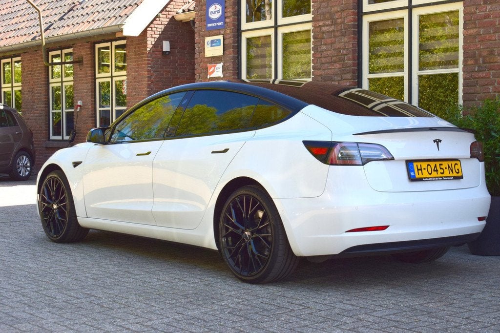 Tesla Model 3 Standard RWD Plus 60 kWh, Automaat, 238 pk, Achterwielaandrijving, Gebruikt