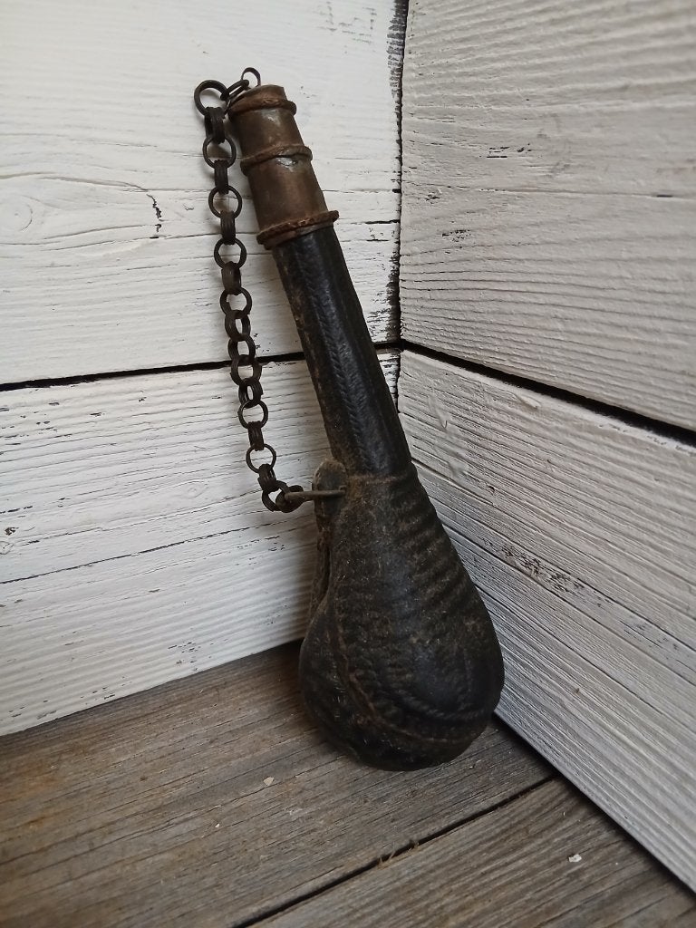 Zeldzame Antieke Perzische / Arabische kruithoorn, 1820-1880, Verzamelen, Militaria | Algemeen, Overige gebieden, Overige typen