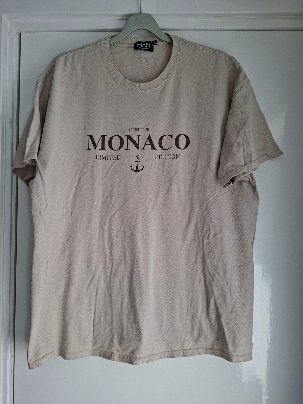 BoohooMAN Monaco Yacht Club T-shirt Maat L, Kleding | Heren, Maat 52/54 (L), Beige, Ophalen of Verzenden, Gedragen