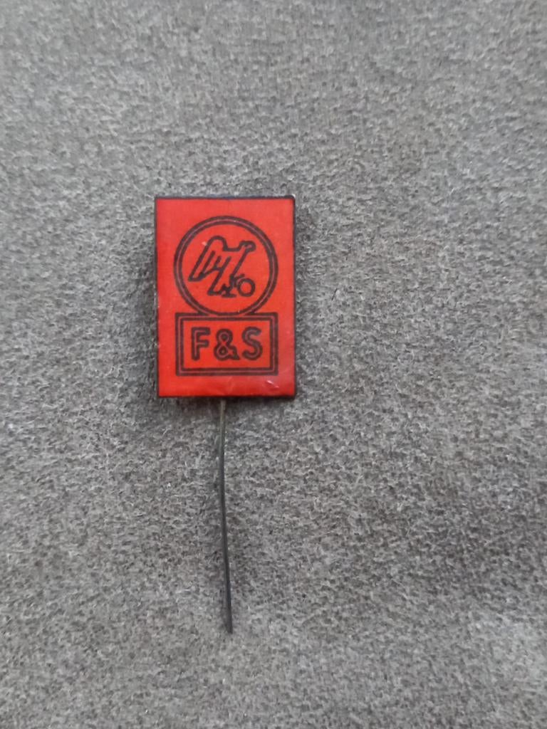 Speldje F & S - Fichtel & Sachs, Ophalen of Verzenden, Gebruikt