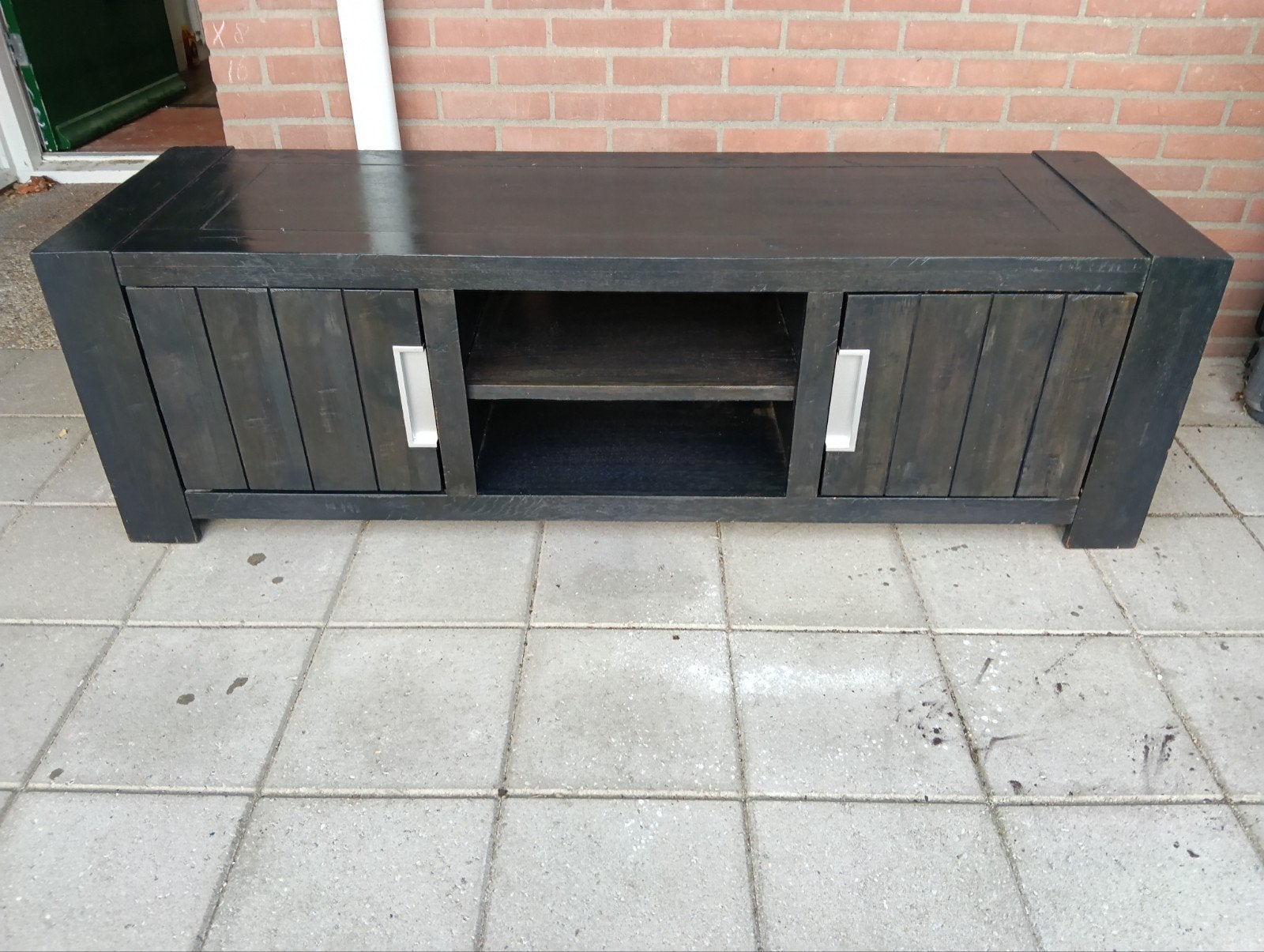 massief eiken tv meubel,zwart, pronto wonen €20, Ophalen, 150 tot 200 cm, Eikenhout, Zo goed als nieuw