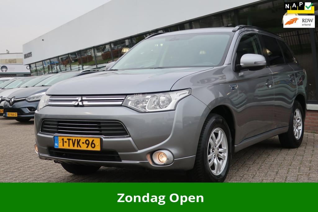 Mitsubishi Outlander 2.0 PHEV Business Edition, Stof, Zwart, 4 cilinders, Vierwielaandrijving