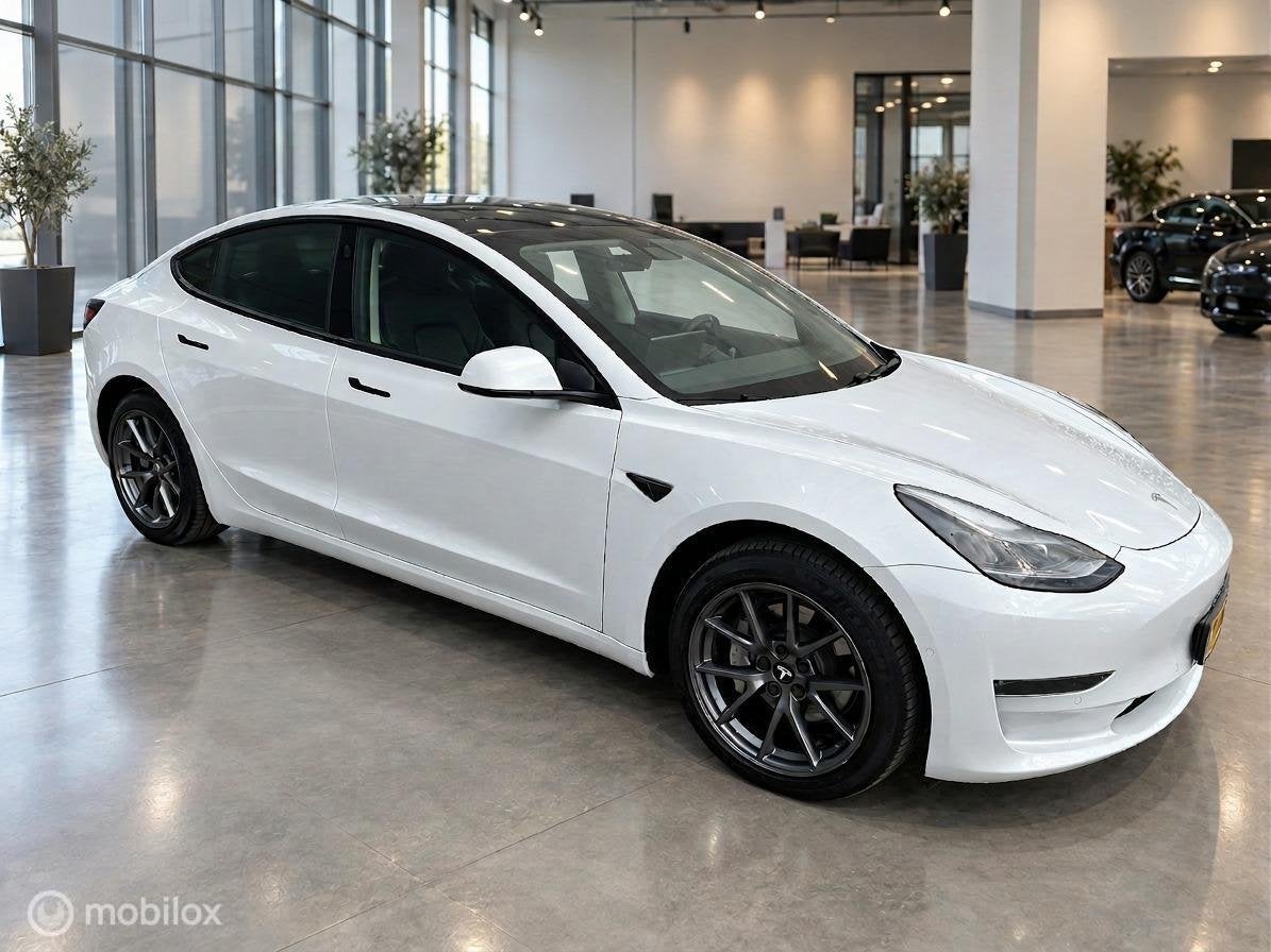 Foto 8 van Tesla Model 3 Long Range AWD 75 kWh | DUAL MOTOR | TREKHAAK