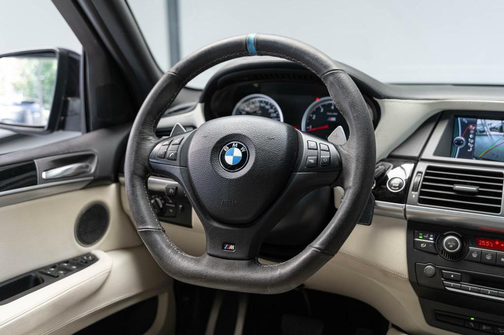 BMW X5 4.4i M 556 PK Akrapovic Full Option, Automaat, Euro 5, Gebruikt, 4395 cc