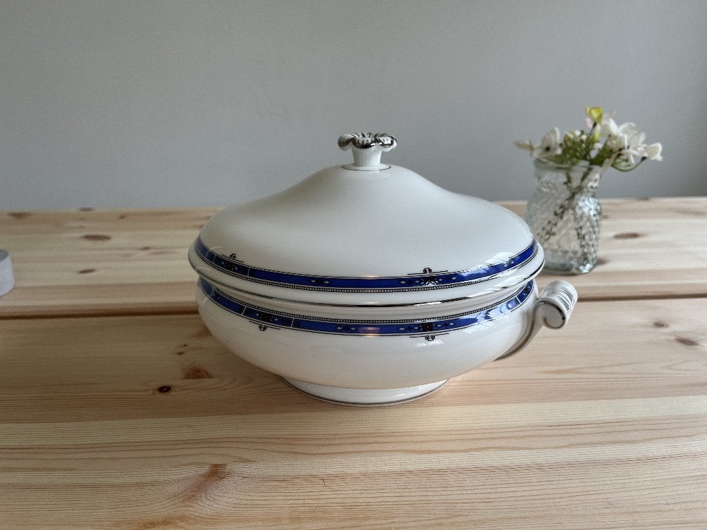 Wedgwood Terrine met deksel – Kingsbridge Bone China, Klassiek, Ophalen of Verzenden, Wedgwood, Porselein